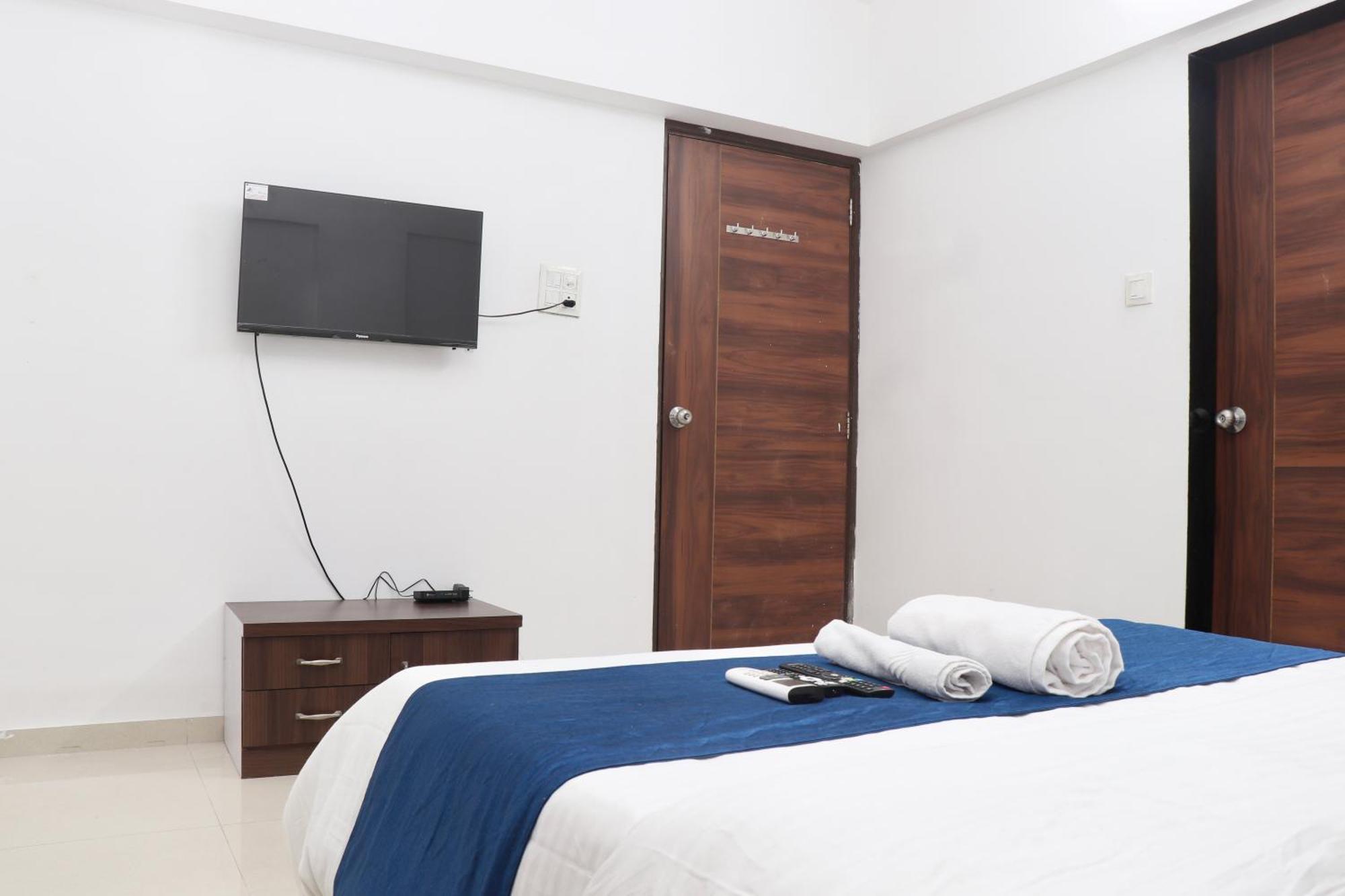 Zenith Homes - Boomerang Suites Mumbai  Buitenkant foto