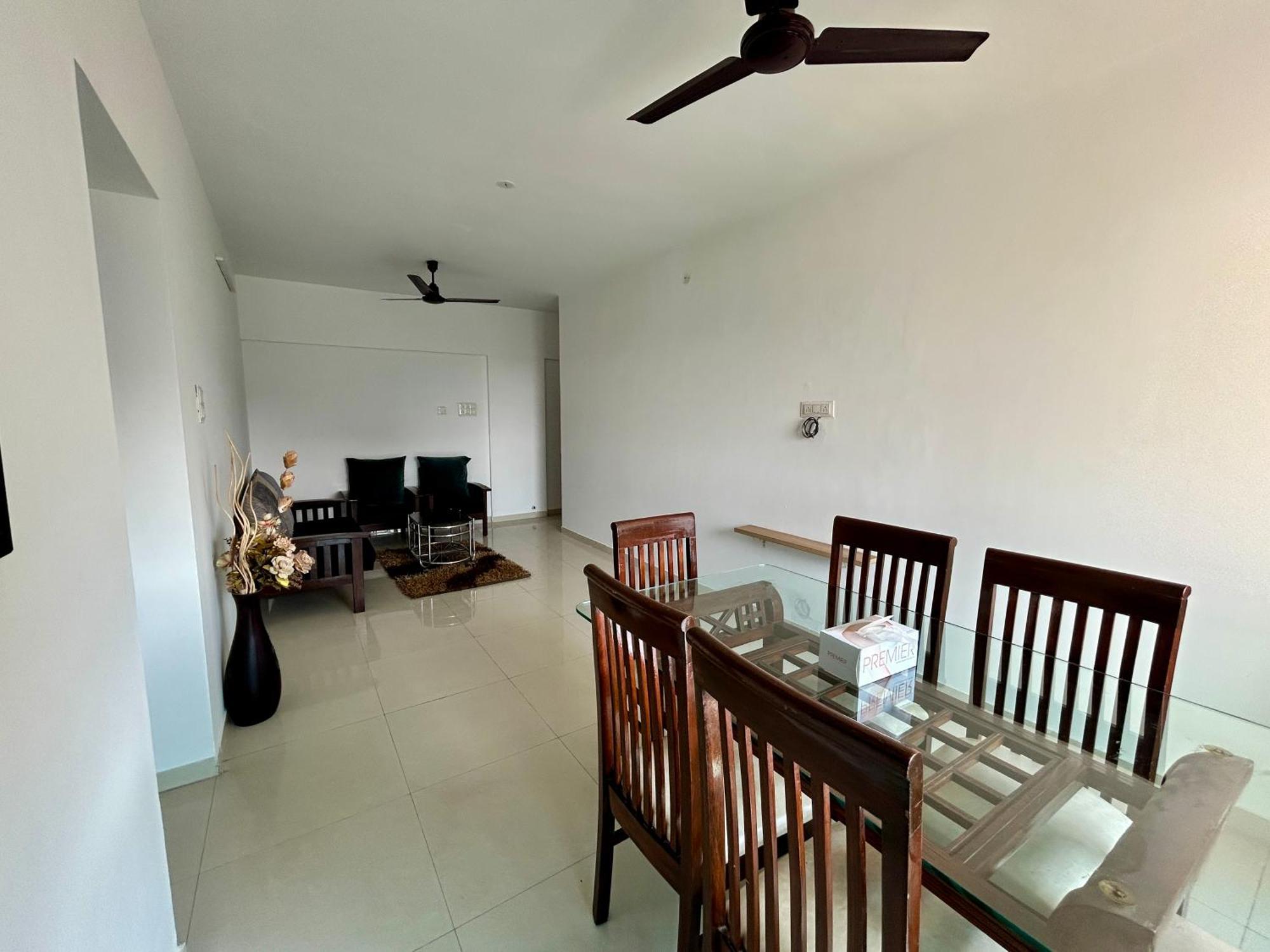 Zenith Homes - Boomerang Suites Mumbai  Buitenkant foto