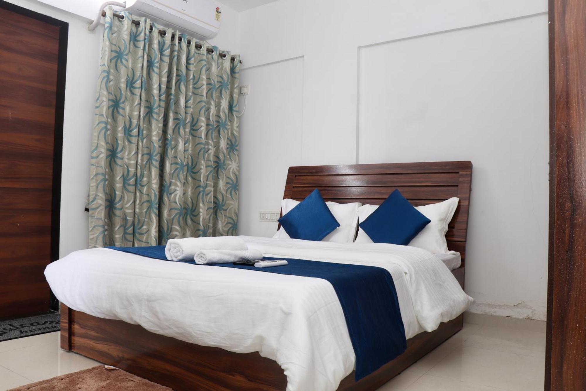 Zenith Homes - Boomerang Suites Mumbai  Buitenkant foto